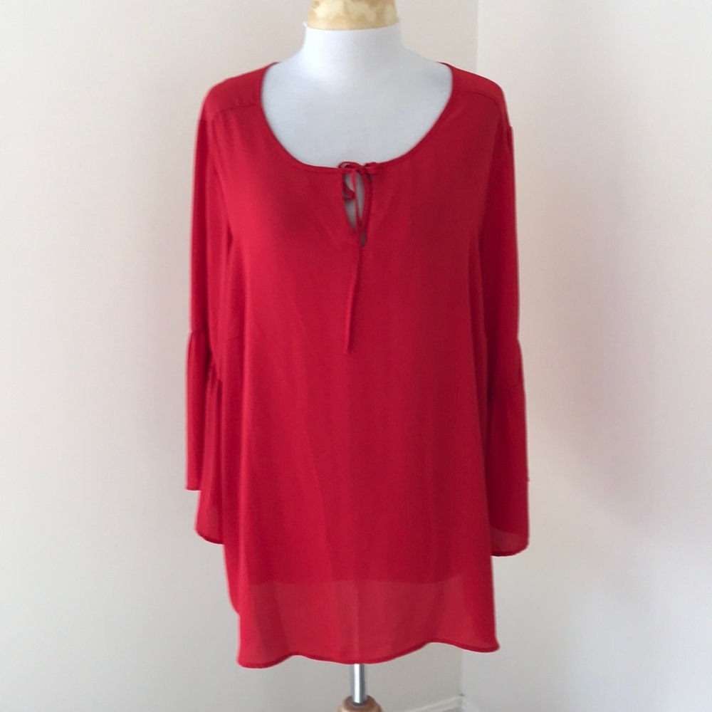 Violet + Claire 2X red bell sleeve , front tie top.